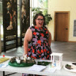 Meet your Posher, Alicia